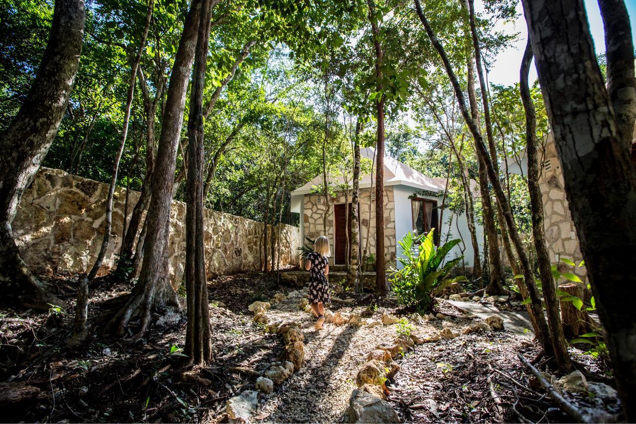 Escarabajo Rojo Panzió Tulum Kültér fotó